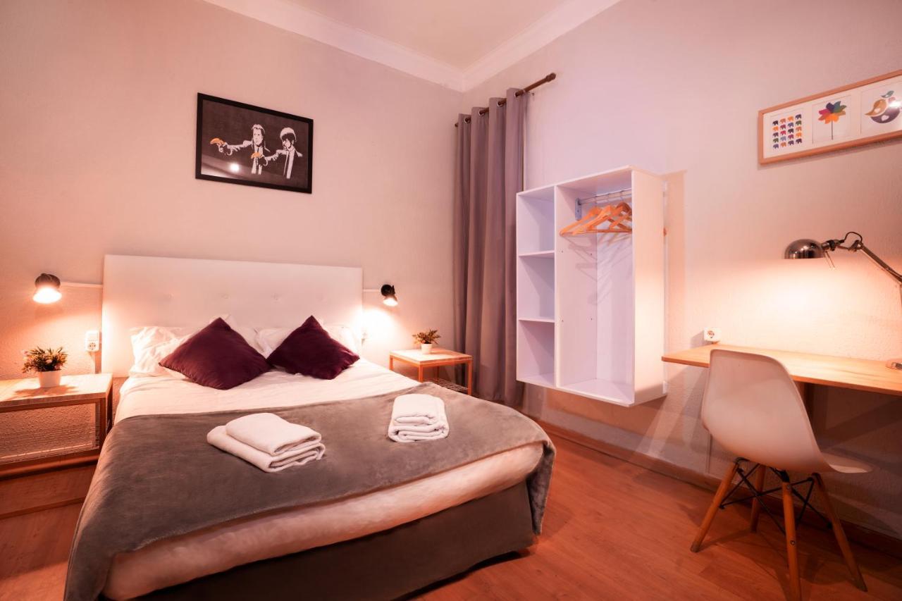 Wow Hostel Барселона Экстерьер фото